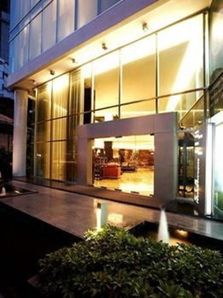 S15 Sukhumvit Hotel Bangkok Exterior photo